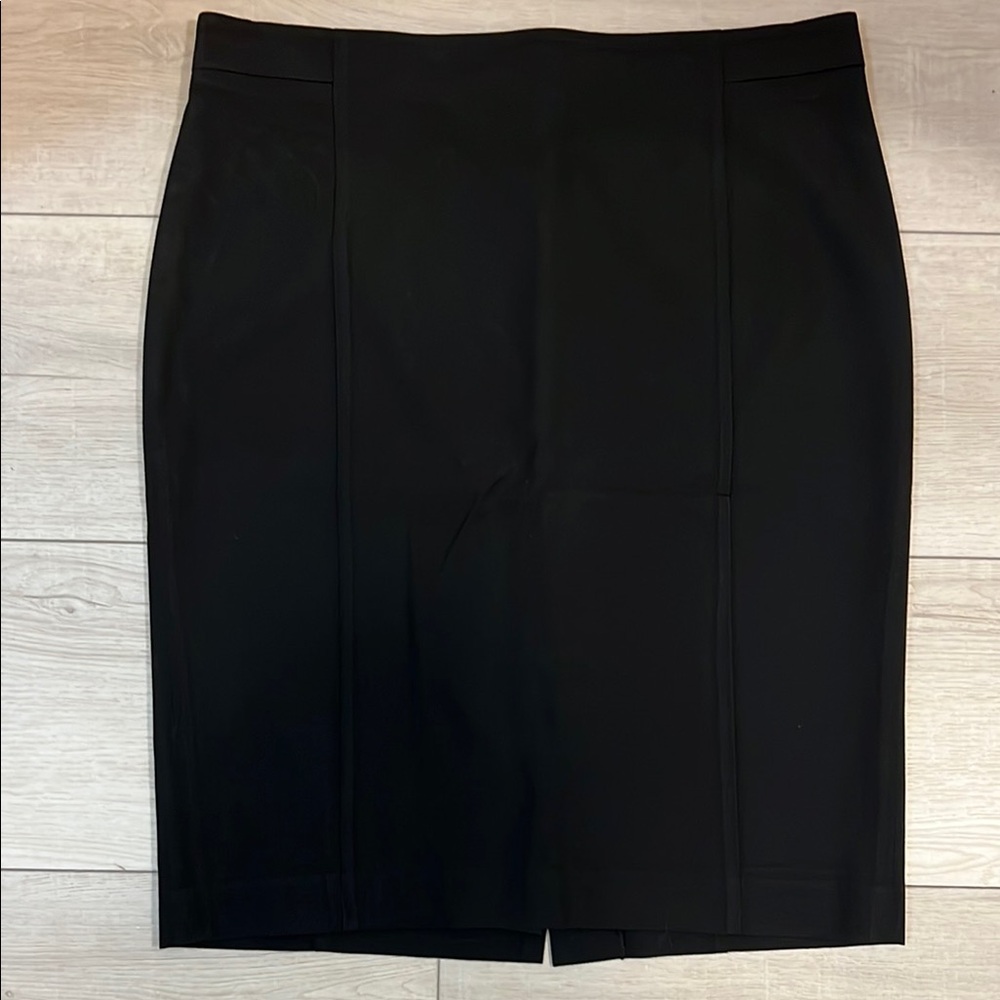 Elegant Black Pencil Skirt